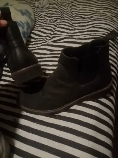 Botines negros de cuero para hombre - miniatura 1