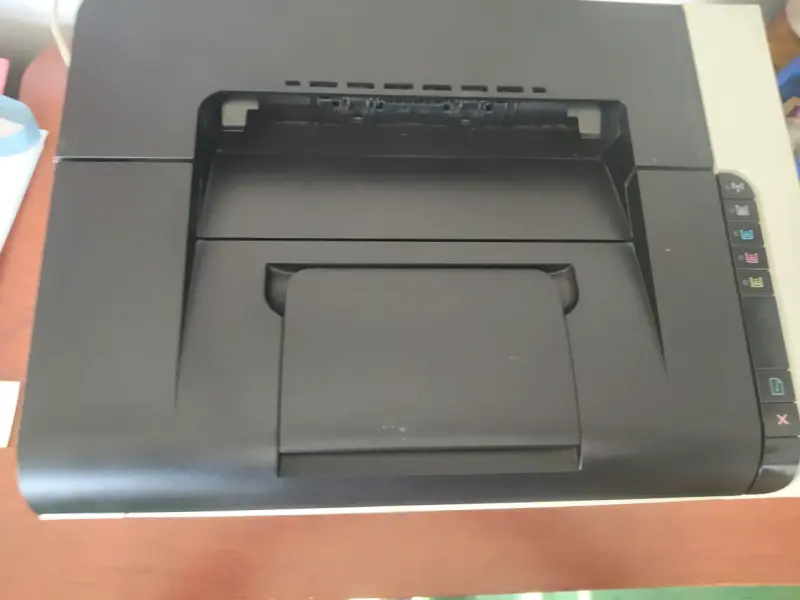 Impresora láser HP LaserJet CP1025nw color - 3