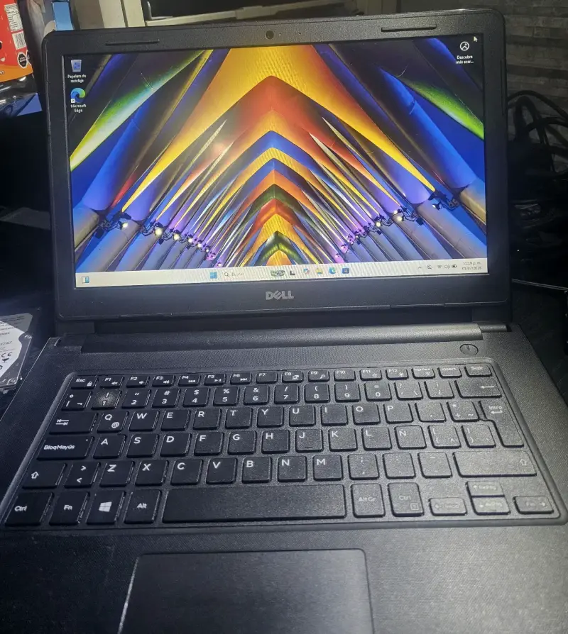 Notebook Dell Inspiron 14 batería nueva disco ssd - 1