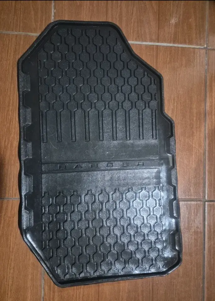Alfombras de goma para Ford Ranger xlt 3.2 2020 - 2