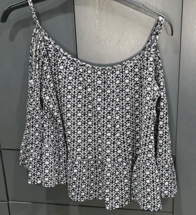 Blusa estampada floral manga acampanada - 2