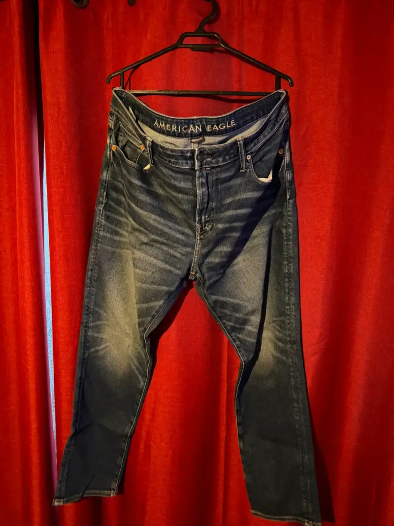 Jeans American Eagle azul oscuro