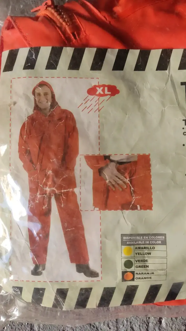 Traje impermeable naranja talla XL - 1