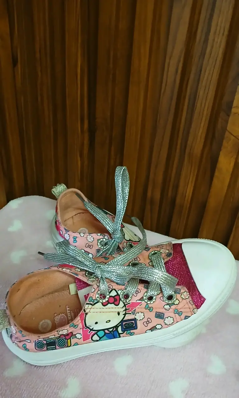 Zapatillas infantiles Hello Kitty rosadas