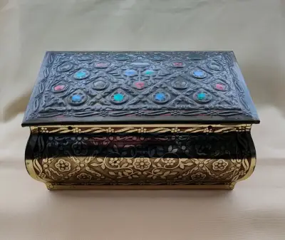 Caja tipo Cofre de lata Decorativo - miniatura 3
