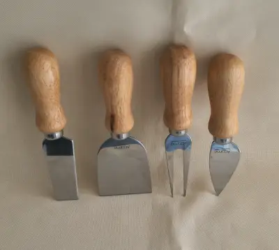 Set de utensilios para queso de acero inoxidable - miniatura 2