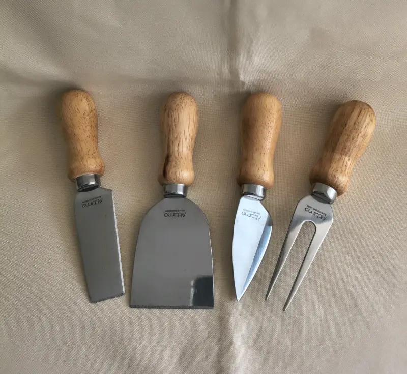 Set de utensilios para queso de acero inoxidable - 4