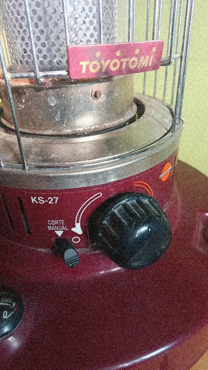 Estufa a parafina Toyotomi KS-27 - 5
