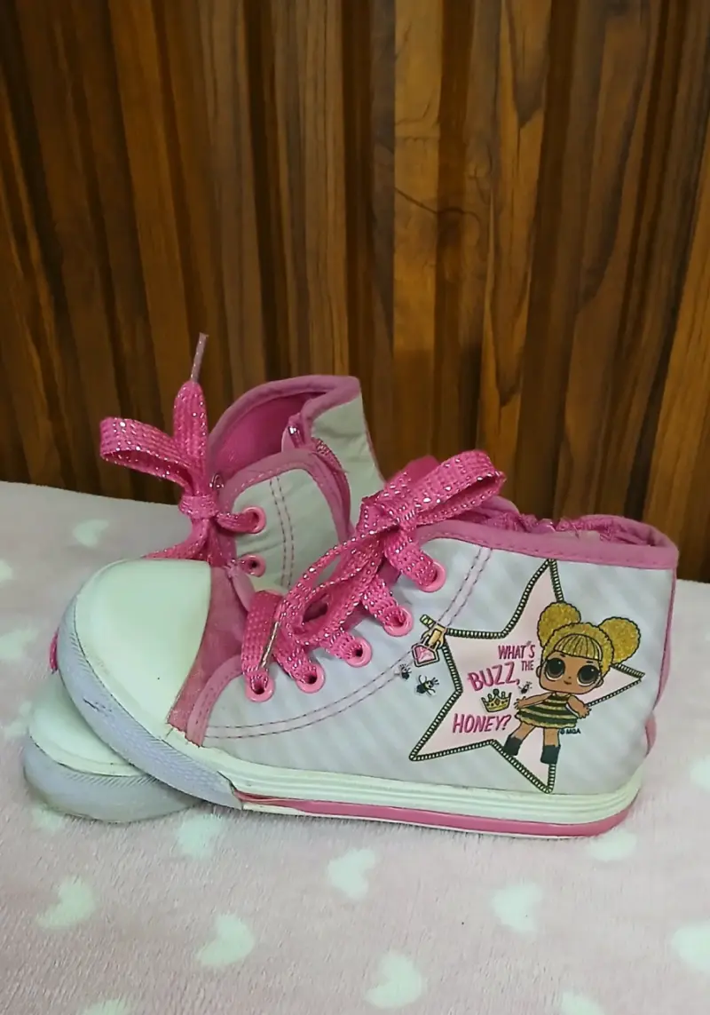 Zapatillas infantiles LOL Surprise rosadas