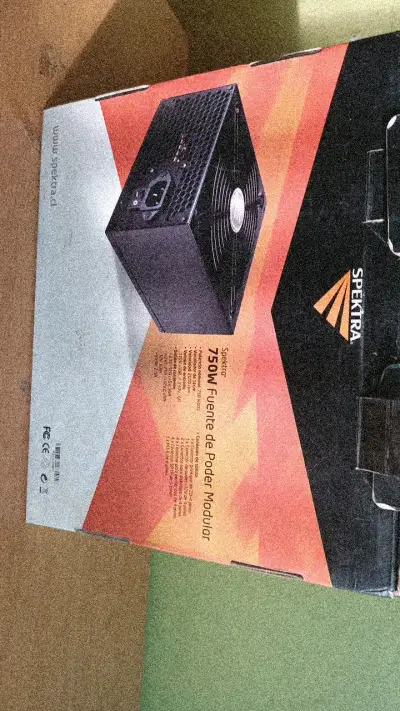 Fuente de poder Spektra 750W modular - miniatura 2