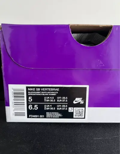 Zapatillas deportivas Nike negras - miniatura 4