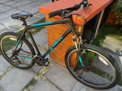 Bicicleta de montaña KSW negra y azul - miniatura 3