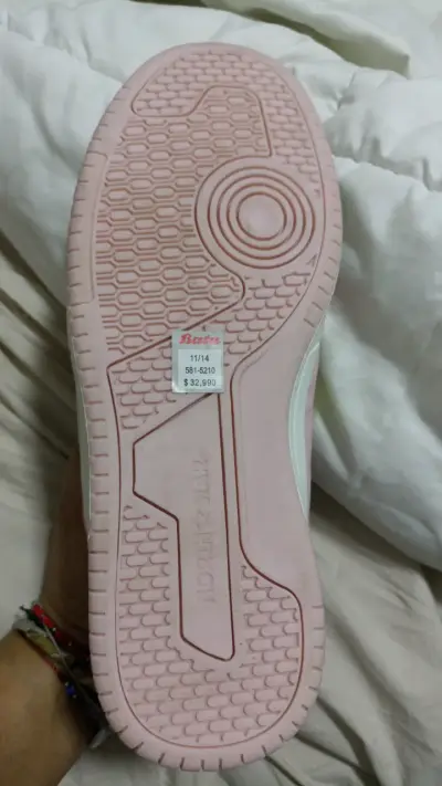 Zapatillas deportivas rosadas y blancas para mujer - miniatura 4