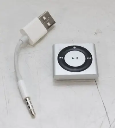 Apple iPod shuffle 4ta Generación Plateado 2GB - miniatura 1