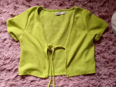 Top corto verde lima Opposite - miniatura 1