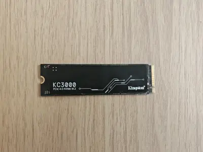 SSD KINGSTON KC3000 1TB  NVMe M.2 7000MB/S - miniatura 1