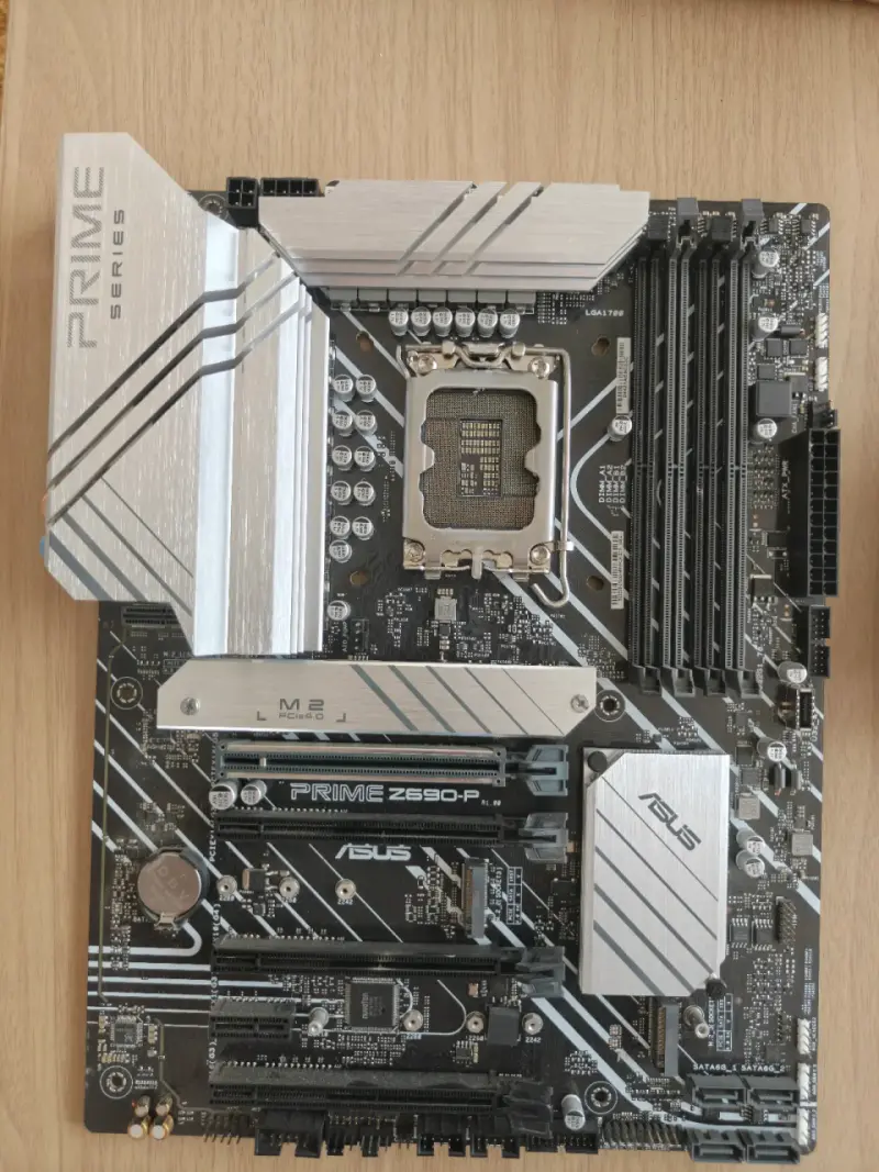Placa madre ASUS Prime Z690-P - 1