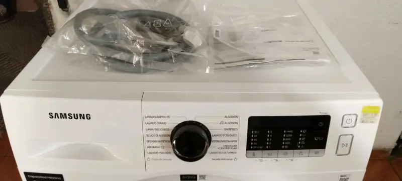 Lavadora Samsung 11kg con secadora 7kg - 2