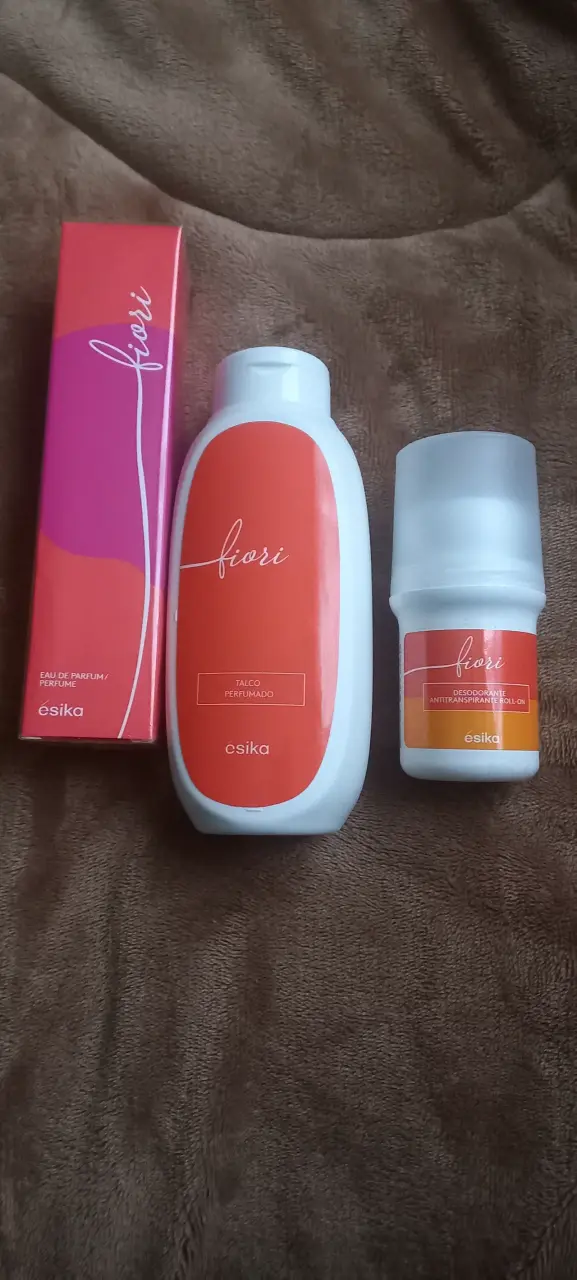 Set de perfume, talco y desodorante Fiori