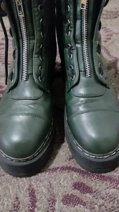 Botas militares verdes con cierre lateral - miniatura 4