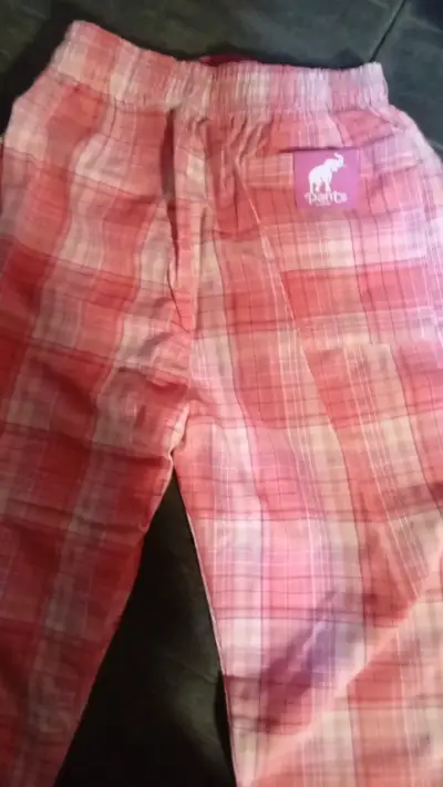 Pantalón tela a cuadros rosado talla 14 - miniatura 2