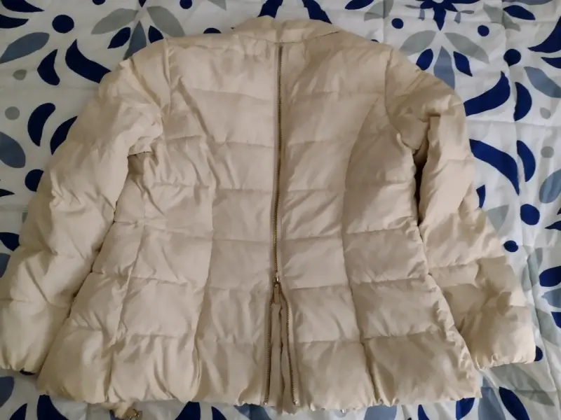 Chaqueta acolchada beige para mujer - 2