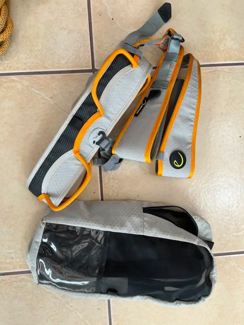 Arnés de escalada con bolsa de transporte Edelrid