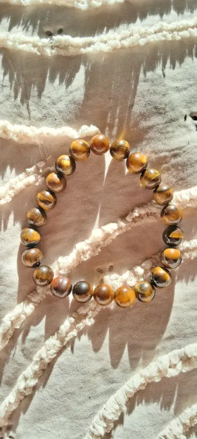 Pulsera de cuentas de distintas piedras preciosas - miniatura 1