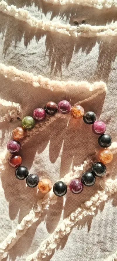 Pulsera de cuentas de distintas piedras preciosas - miniatura 4