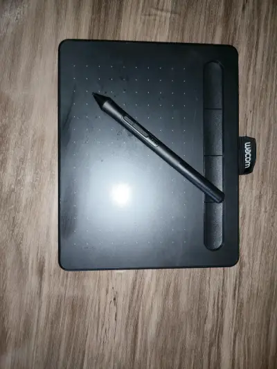 Tableta gráfica Wacom con lápiz - miniatura 2