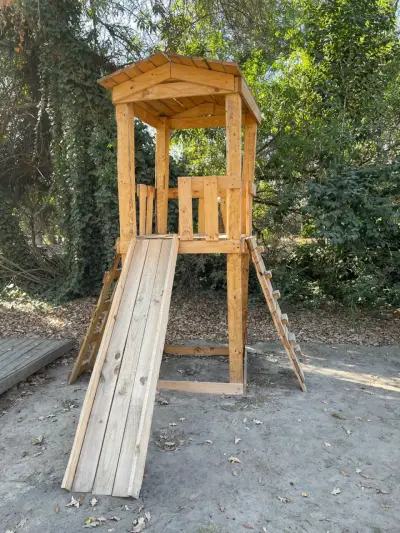 Casa de árbol de madera para niños - miniatura 5