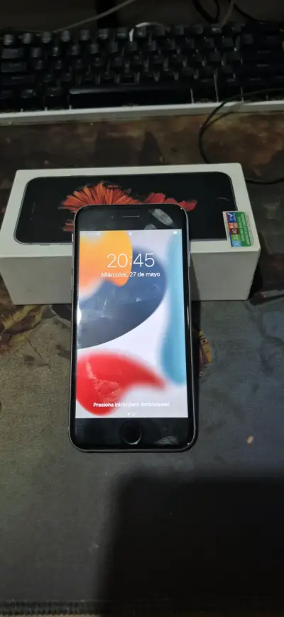 iPhone 6s con caja original - miniatura 1