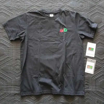 Polera negra original Sega Mega Drive - miniatura 1