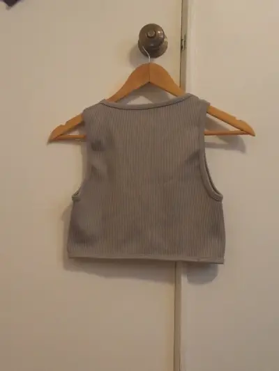 Top sin mangas gris claro talla M - miniatura 3
