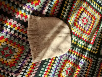 Gorro de lana beige unisex - miniatura 1