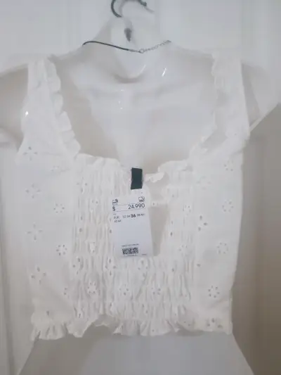 Blusa corset blanca con encaje - miniatura 2