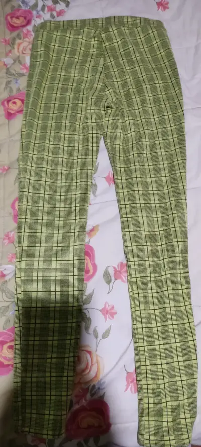 Pantalones a cuadros verdes estilo casual - miniatura 2