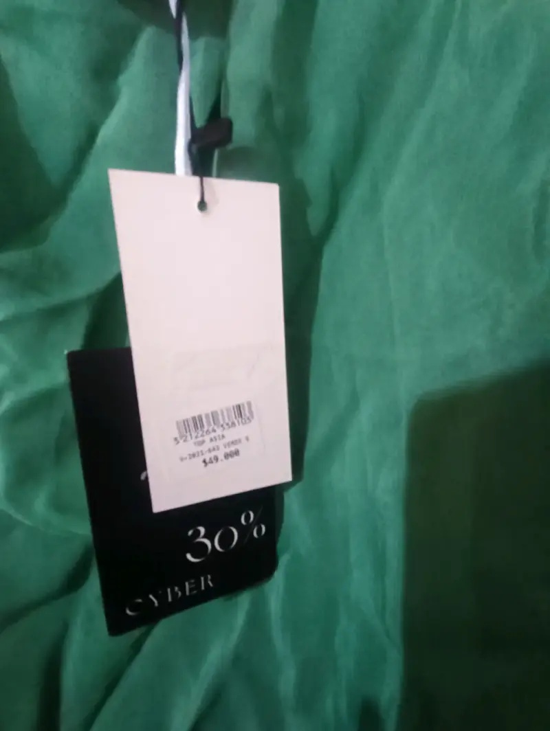 Blusa verde sin mangas para mujer - 4
