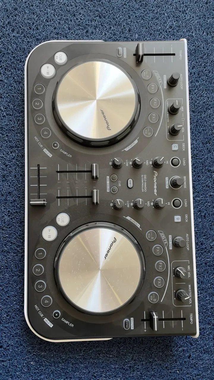 Controlador DJ Pioneer DDJ-WeGO - 1