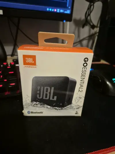 Parlante Bluetooth JBL GO Essential 2 - miniatura 1