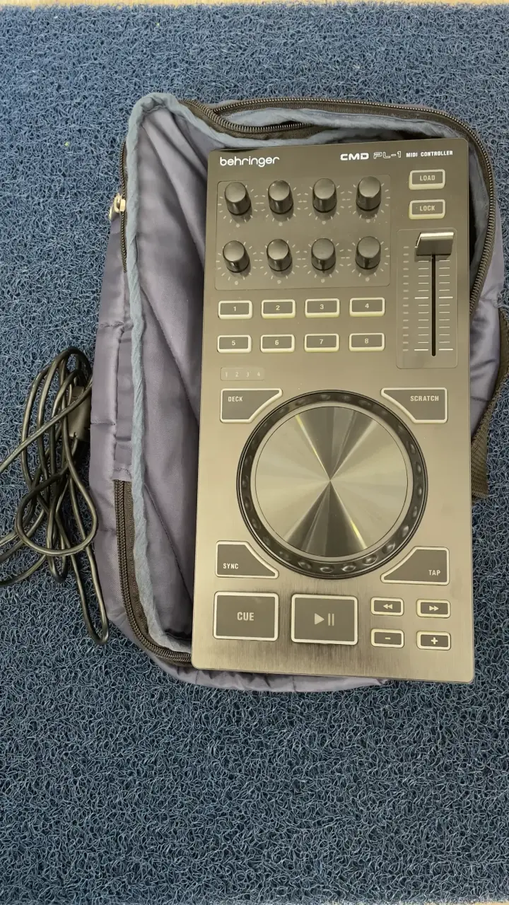 Controlador MIDI Behringer CMD PL-1 DJ - 4