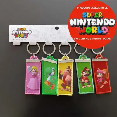 Set de llaveros original Super Nintendo World - miniatura 1