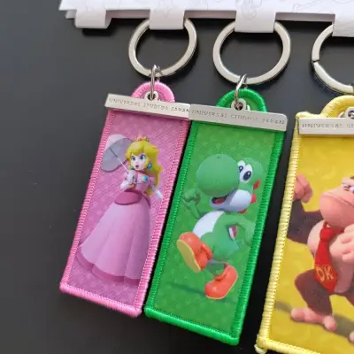 Set de llaveros original Super Nintendo World - miniatura 2