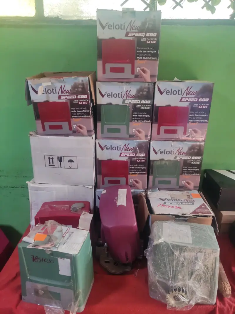 Pallet de Motores de portón Veloti - 1