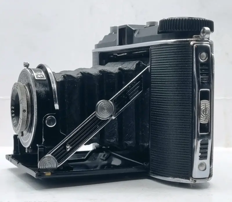 Cámara vintage Agfa Isolette plegable - 2