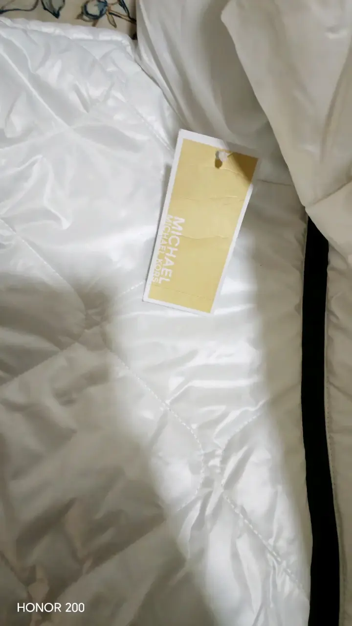 Chaqueta Michael Kors acolchada blanca con cierre - 4