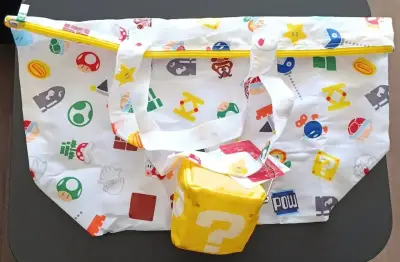 Bolsa plegable exclusiva Super Nintendo World - miniatura 4