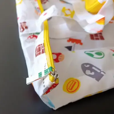 Bolsa plegable exclusiva Super Nintendo World - miniatura 6
