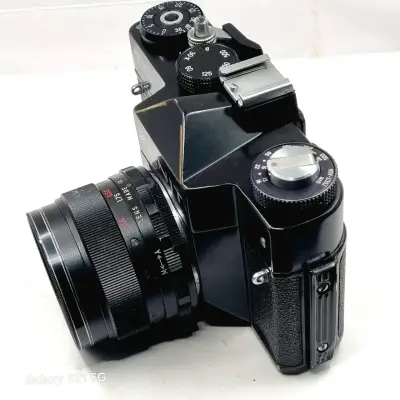 Cámara vintage Zenit TTL con lente 55mm - miniatura 3
