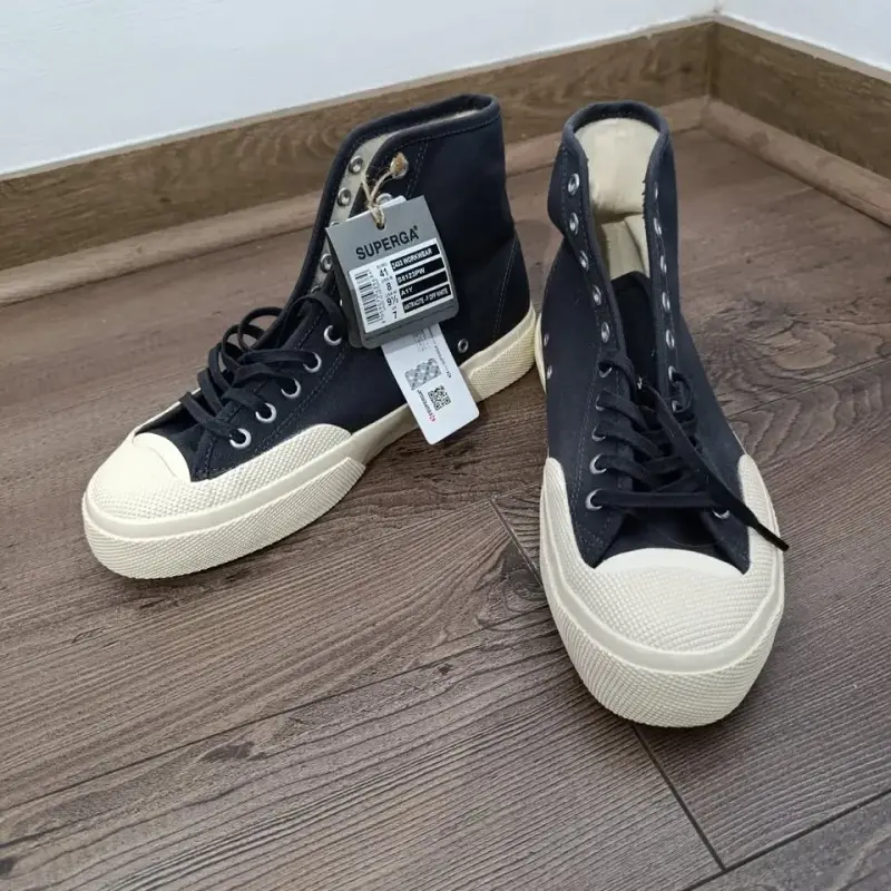 Zapatillas Superga negras de lona altas nuevas - 1